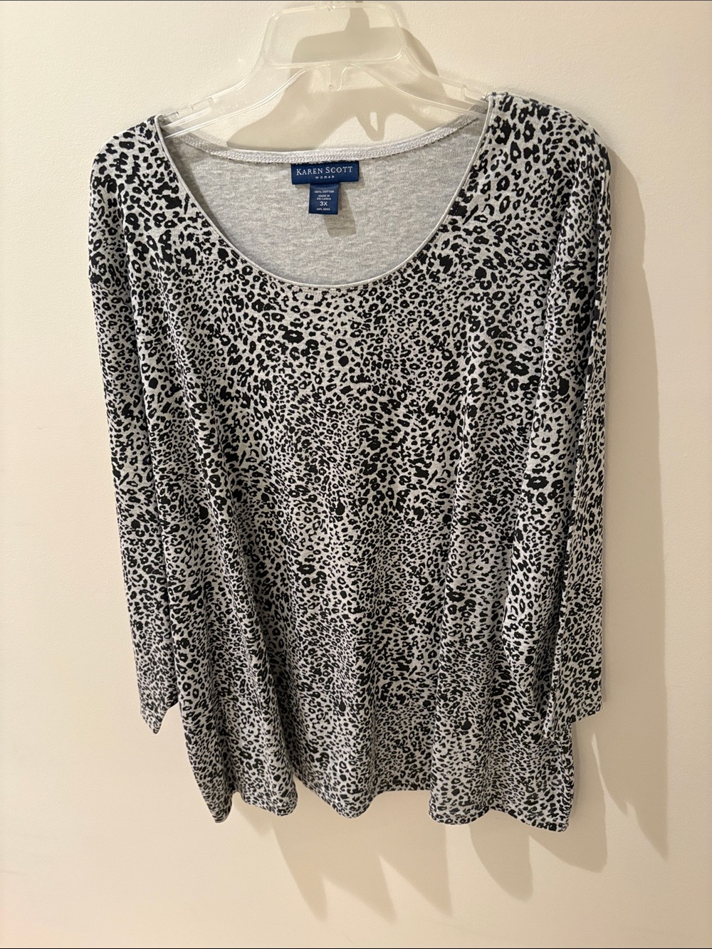 Karen Scott Black & White Leopard-Print Scoop Neck Long Sleeve Top